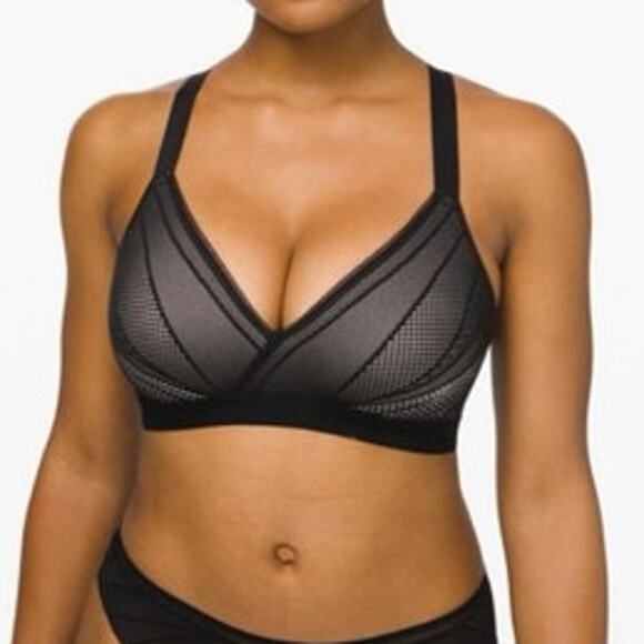 Lululemon NEW Awake to Lace Bra Size 32C Black and Barely Beige - Picture 1 of 11